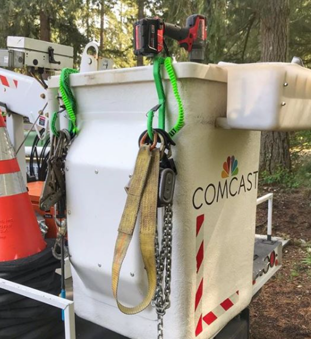 Buckingham's Buckeye Bucket Hook with Tether