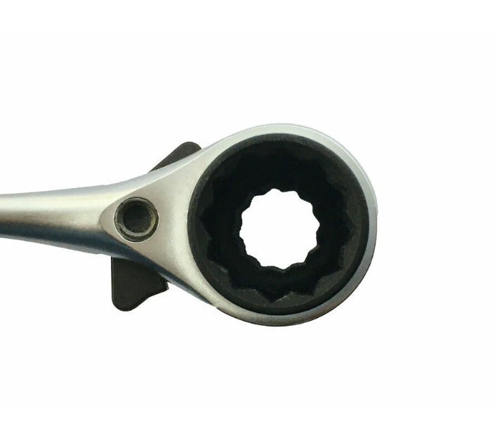 RatchetScrench Chainsaw Tool