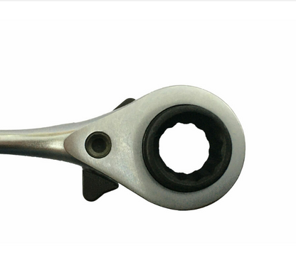 RatchetScrench Chainsaw Tool